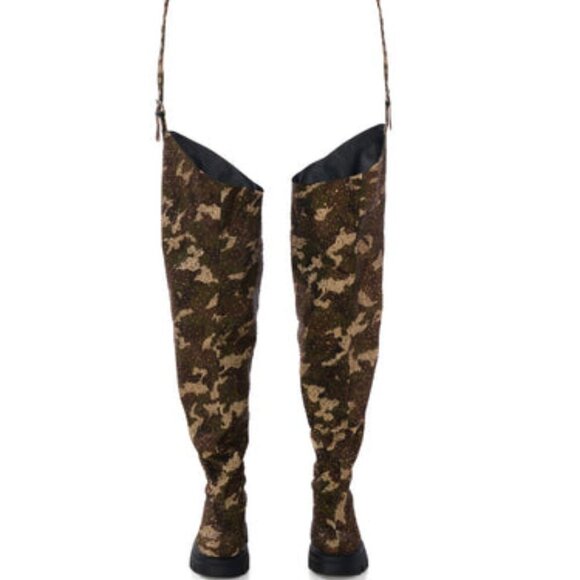 AZALEA WANG " COWGIRL CRUSIN " RHINESTONE CAMO FLATFORM CHAP BOOT - Picture 7 of 11